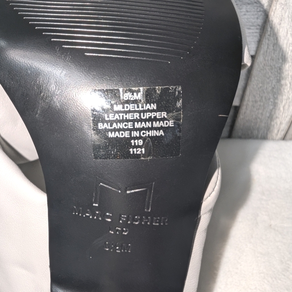 New Marc Fisher Ltd Womens Gray Dellian Toe Slip On Leather Heeled Sandal - Picture 8 of 8